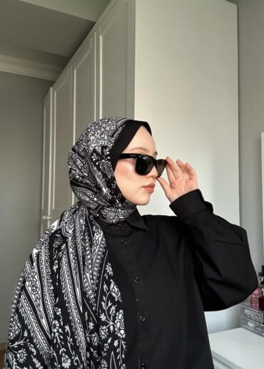 Siyah Damask Desen Pamuk İpek Şal