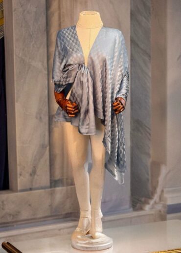 Gri Qoza Desen Jakar Şal