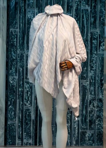 Gri Su Yolu Desen Jakar Şal