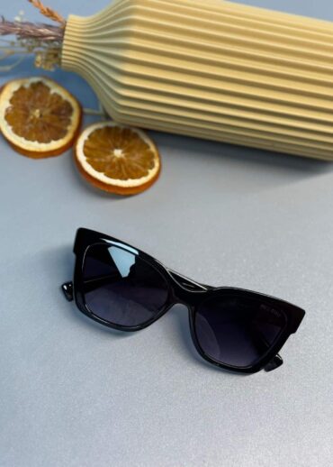 Miu Miu Kedi Gözü Güneş Gözlüğü  - Siyah