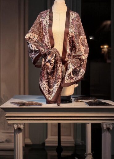 Acı Kahve Kibele Desen Vual Şal