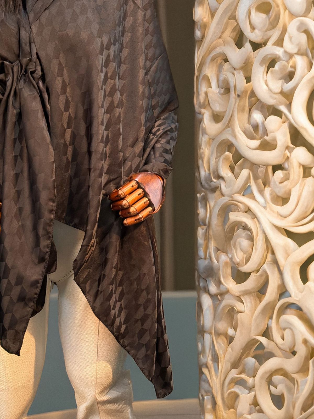 Siyah Qoza Desen Jakar Şal - Görsel 2