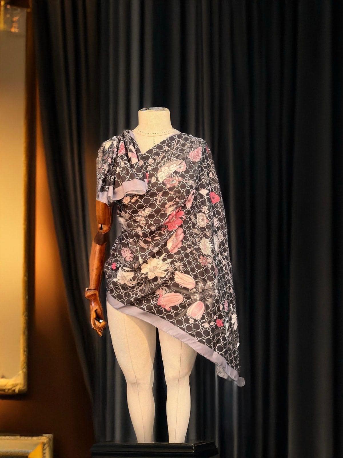 Siyah/Füme Gucci Desen Pamuk Şal