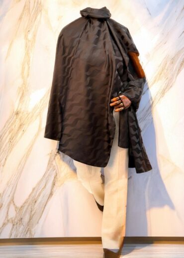 Siyah Su Yolu Desen Jakar Şal